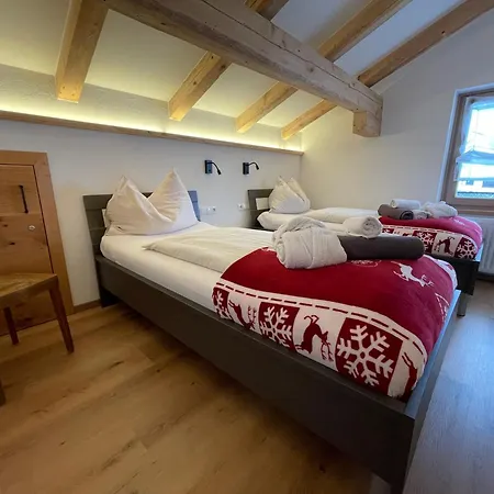 Marias Alpen Apartment By Alpine Host Helpers Brixen im Thale Exterior photo