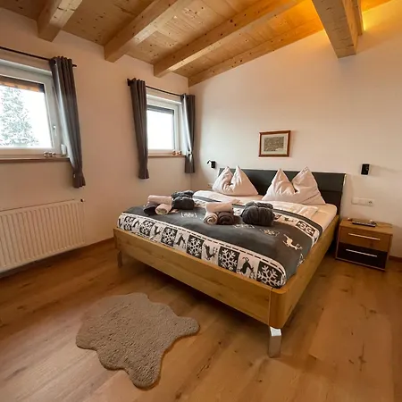 Marias Alpen Apartment By Alpine Host Helpers Brixen im Thale Exterior photo